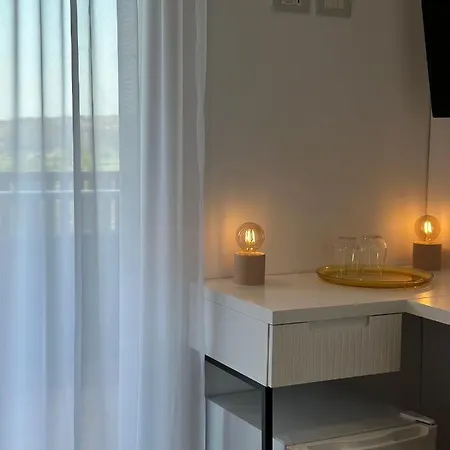 Hotel Natyra E Qete Hideaway *