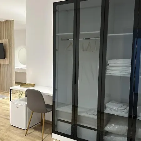 Hotel Natyra E Qete Hideaway