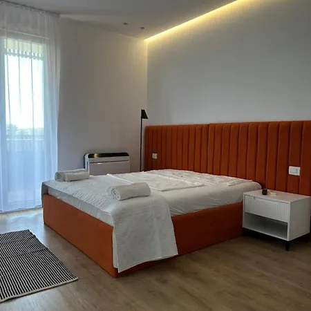 Natyra E Qete Hideaway מלון Lezhë