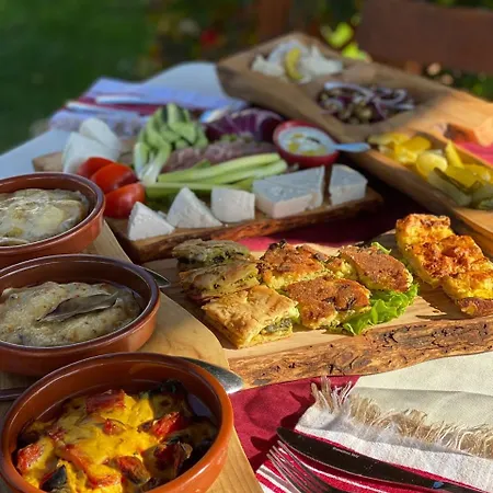 מלון Natyra E Qete Hideaway